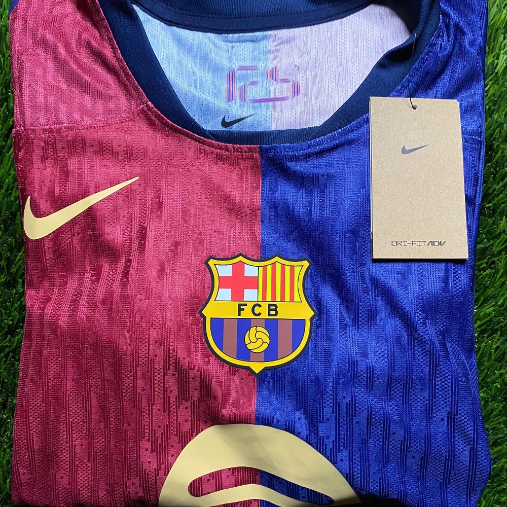 FC Barcelona Player Version Size M